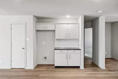 5601 Chimney Rock Drive, Arlington, TX 76017 - Photo 9