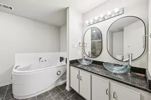 5601 Chimney Rock Dr, Arlington, TX 76017 - Photo 17