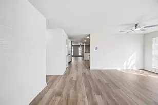 5601 Chimney Rock Dr, Arlington, TX 76017 - Photo 3