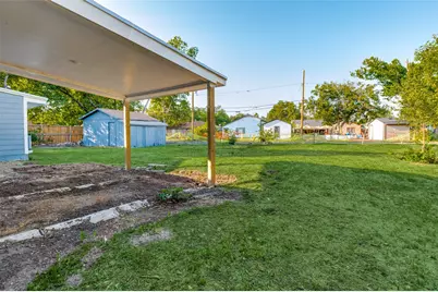 806 Highland Drive, Grand Prairie, TX 75051 - Photo 19