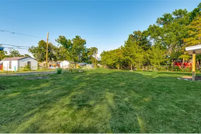 806 Highland Drive, Grand Prairie, TX 75051 - Photo 21