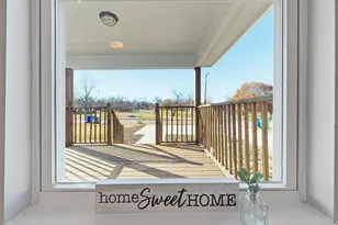 104 Clark St, Whitesboro, TX 76273 - Photo 7