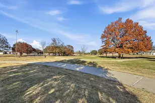 104 Clark St, Whitesboro, TX 76273 - Photo 25