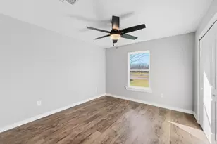 104 Clark St, Whitesboro, TX 76273 - Photo 11