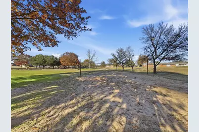 104 Clark Street, Whitesboro, TX 76273 - Photo 29