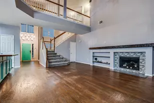 1215 Waterford Oaks Cir, Cedar Hill, TX 75104 - Photo 7