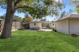 6145 Marquita Ave, Dallas, TX 75214 - Photo 7