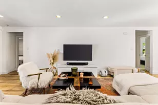 6145 Marquita Ave, Dallas, TX 75214 - Photo 17