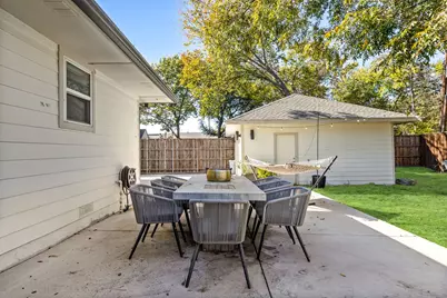 6145 Marquita Avenue, Dallas, TX 75214 - Photo 27