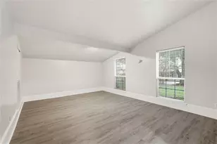 2901 Branch Oaks Dr, Garland, TX 75043 - Photo 9