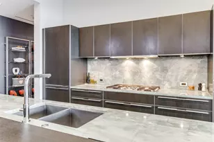 1717 Arts Plz, Dallas, TX 75201 - Photo 7