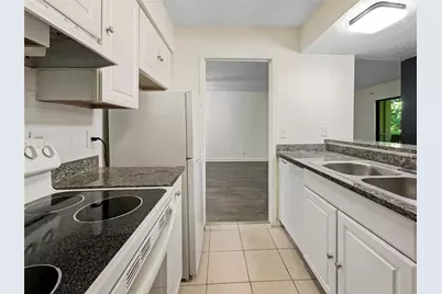 4851 Cedar Springs Road #281, Dallas, TX 75219 - Photo 5