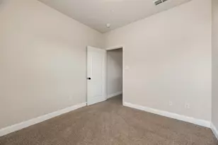 2500 Rockbrook Dr, Lewisville, TX 75067 - Photo 23