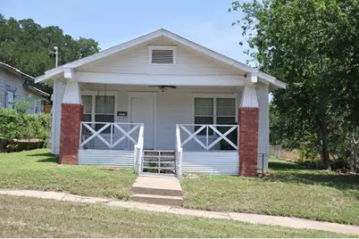 614 NW 8th Street, Mineral Wells, TX 76067 - Photo 1
