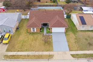 4838 Trailwood Dr, Grand Prairie, TX 75052 - Photo 17