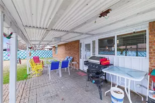 4838 Trailwood Dr, Grand Prairie, TX 75052 - Photo 9