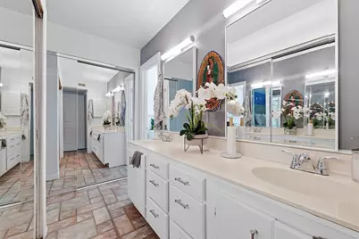 4838 Trailwood Drive, Grand Prairie, TX 75052 - Photo 13