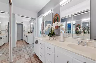 4838 Trailwood Dr, Grand Prairie, TX 75052 - Photo 13