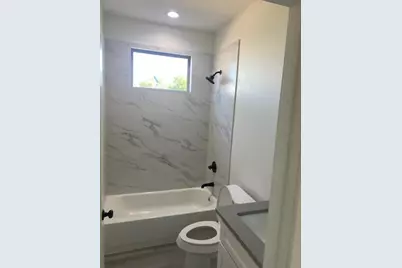 549 Augustus Street, Trenton, TX 75490 - Photo 5