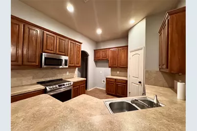 507 Shell Drive, Shady Shores, TX 76208 - Photo 11