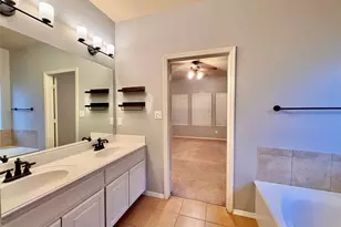 507 Shell Dr, Shady Shores, TX 76208 - Photo 17