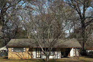 1430 Maple Ave, Paris, TX 75460 - Photo 1