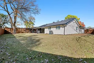 802 Greenbriar Dr, Garland, TX 75043 - Photo 29