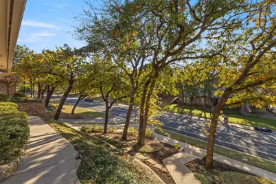 2707 Lincoln Drive, Arlington, TX 76006 - Photo 3