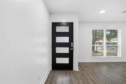 8949 Shorelark Drive, Dallas, TX 75217 - Photo 3