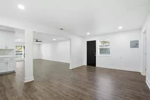 8949 Shorelark Dr, Dallas, TX 75217 - Photo 11