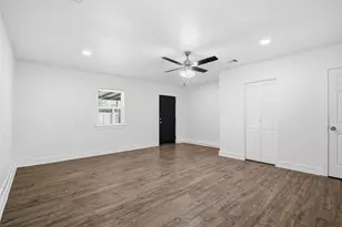 8949 Shorelark Dr, Dallas, TX 75217 - Photo 17