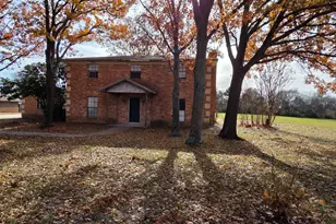 128 Est W Rd, Sherman, TX 75092 - Photo 1