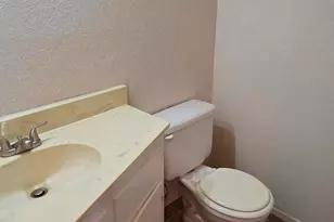 128 Est W Rd, Sherman, TX 75092 - Photo 11