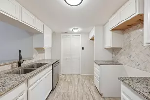 1682 Choteau Cir, Grapevine, TX 76051 - Photo 17