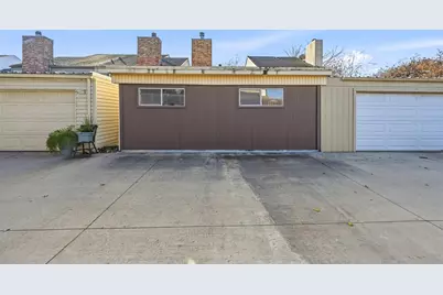 1682 Choteau Circle, Grapevine, TX 76051 - Photo 33