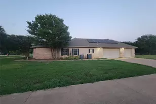 2525 Colt Ln, Crowley, TX 76036 - Photo 5