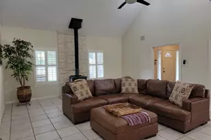 2525 Colt Ln, Crowley, TX 76036 - Photo 9