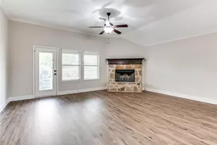 3017 Carlton Pkwy, Waxahachie, TX 75165 - Photo 13