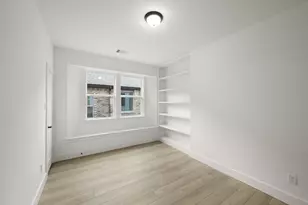 341 Loretta Ln, Burleson, TX 76028 - Photo 19