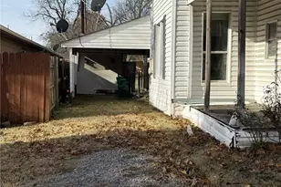 306 N Cleveland Ave, Sherman, TX 75090 - Photo 3