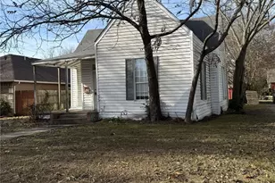 306 N Cleveland Ave, Sherman, TX 75090 - Photo 1