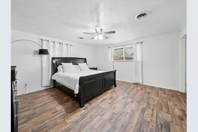 1215 Tarpley Avenue, Dallas, TX 75211 - Photo 13