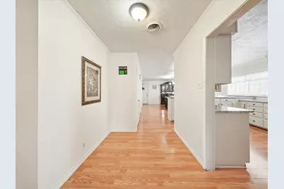 1215 Tarpley Avenue, Dallas, TX 75211 - Photo 7