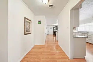 1215 Tarpley Ave, Dallas, TX 75211 - Photo 7