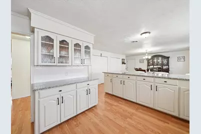 1215 Tarpley Avenue, Dallas, TX 75211 - Photo 9