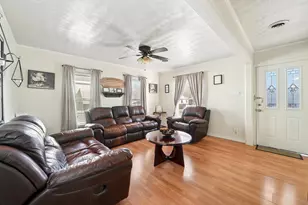 1215 Tarpley Ave, Dallas, TX 75211 - Photo 7