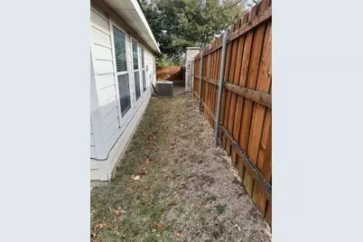 1620 Emma Drive, Dallas, TX 75241 - Photo 29