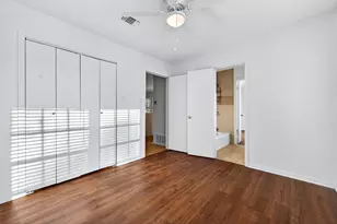 234 Navajo Trail W, Lake Kiowa, TX 76240 - Photo 11