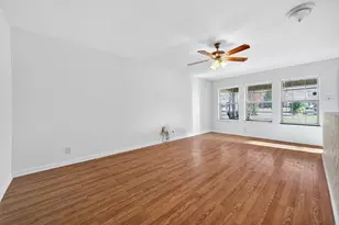 234 Navajo Trail W, Lake Kiowa, TX 76240 - Photo 3