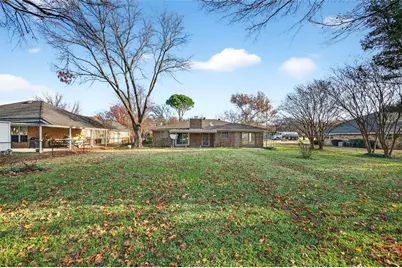 234 Navajo Trail W, Lake Kiowa, TX 76240 - Photo 29